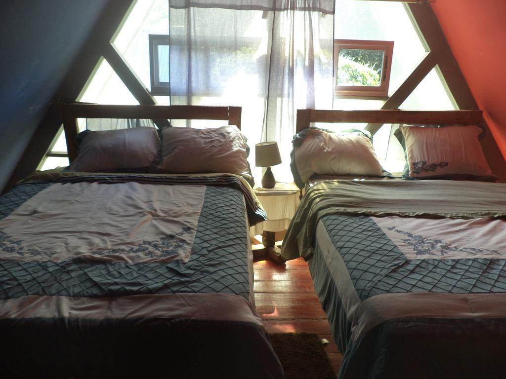 Fireside Inn And Grill Бокете Номер фото