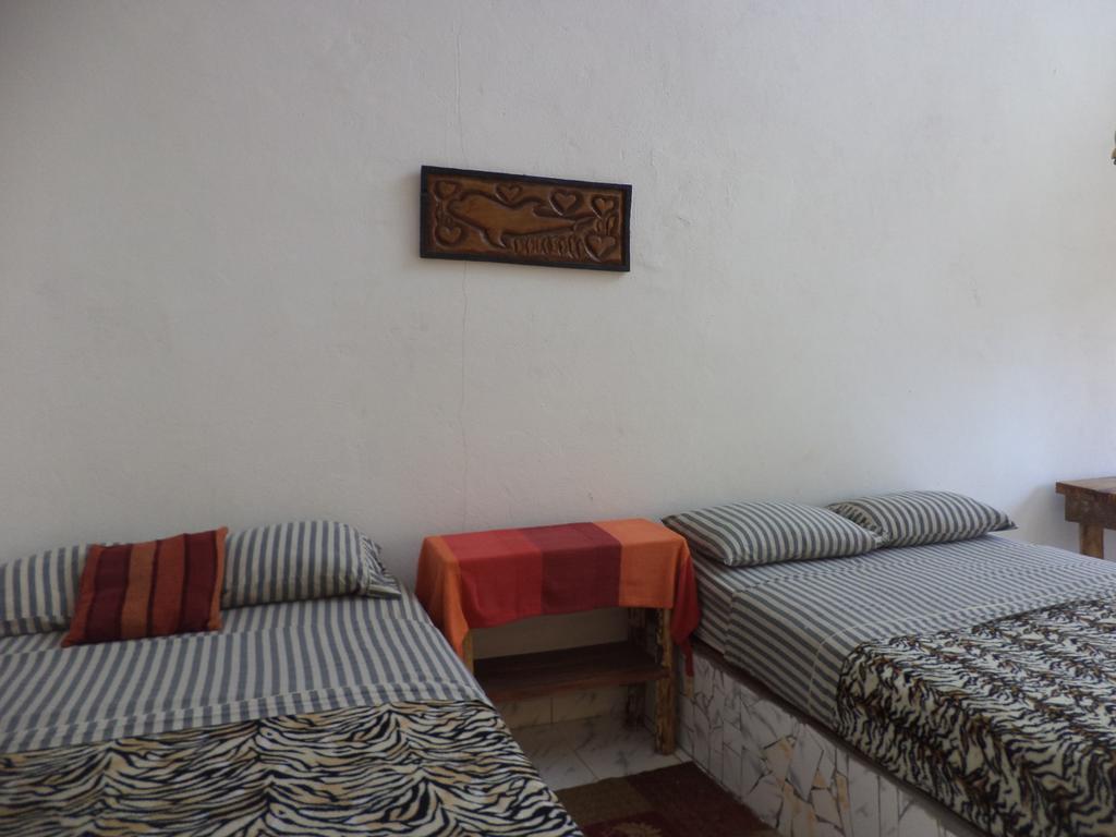 Fireside Inn And Grill Бокете Номер фото